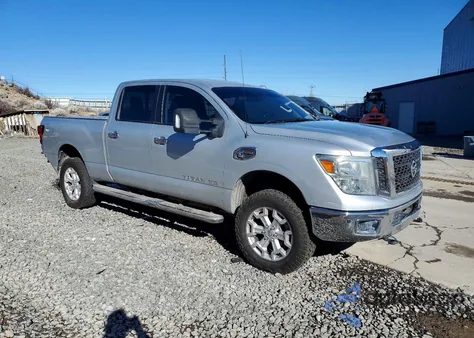 2016 Nissan Titan Xd Sl z USA, uszkodzony, nr VIN 1N6BA1F45GN518007